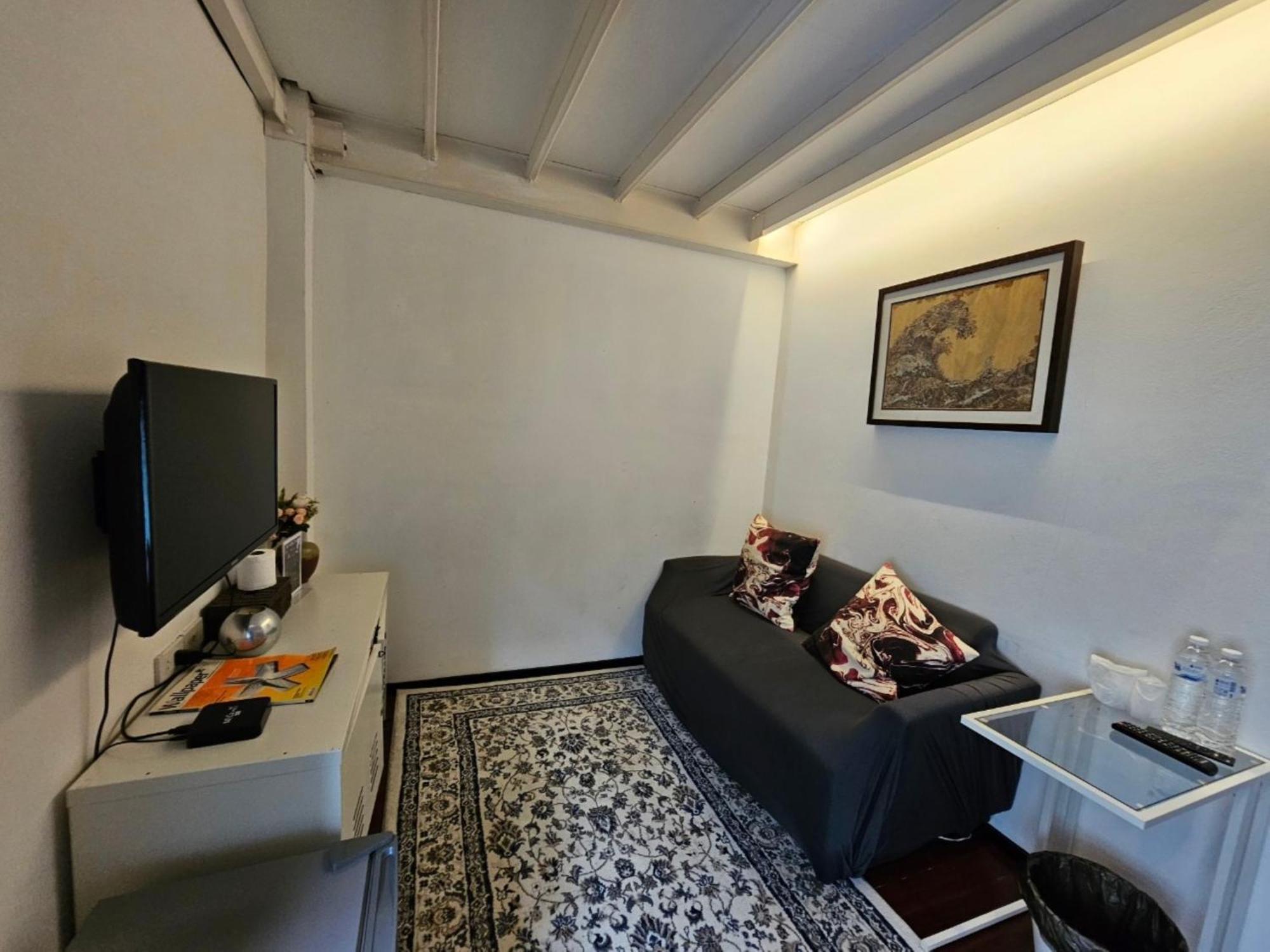 L'atelier Poshtel Phuket Hostel Rom bilde