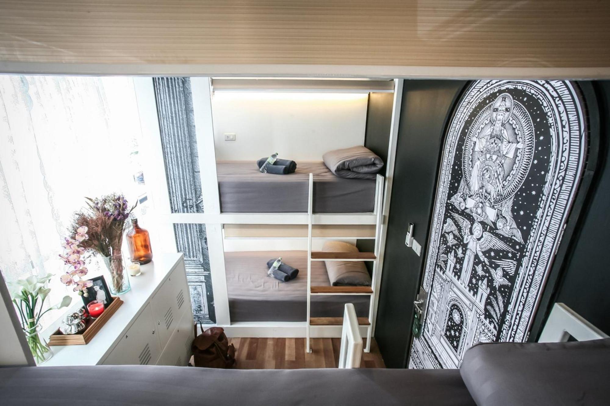 L'atelier Poshtel Phuket Hostel Rom bilde