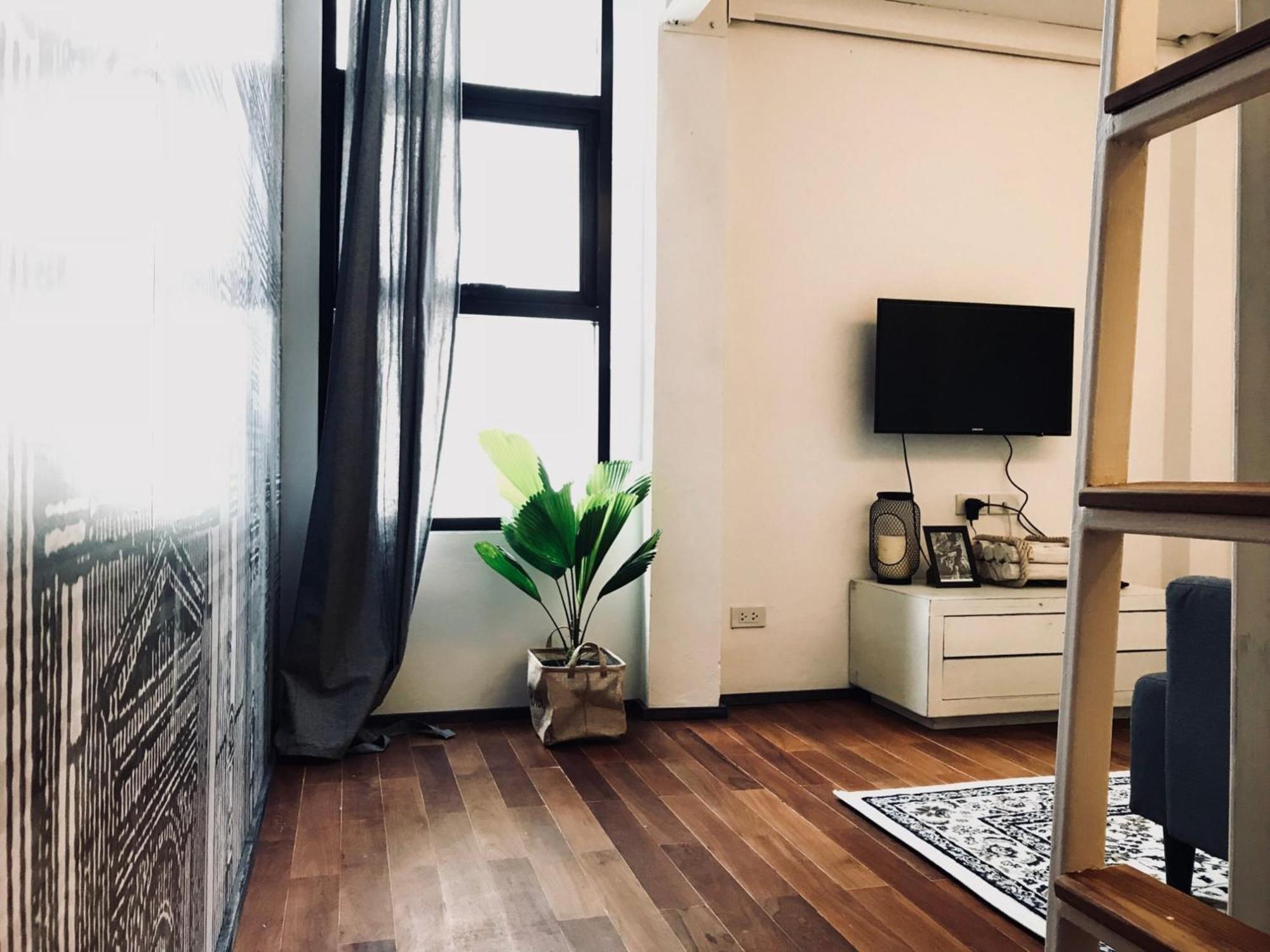 L'atelier Poshtel Phuket Hostel Eksteriør bilde
