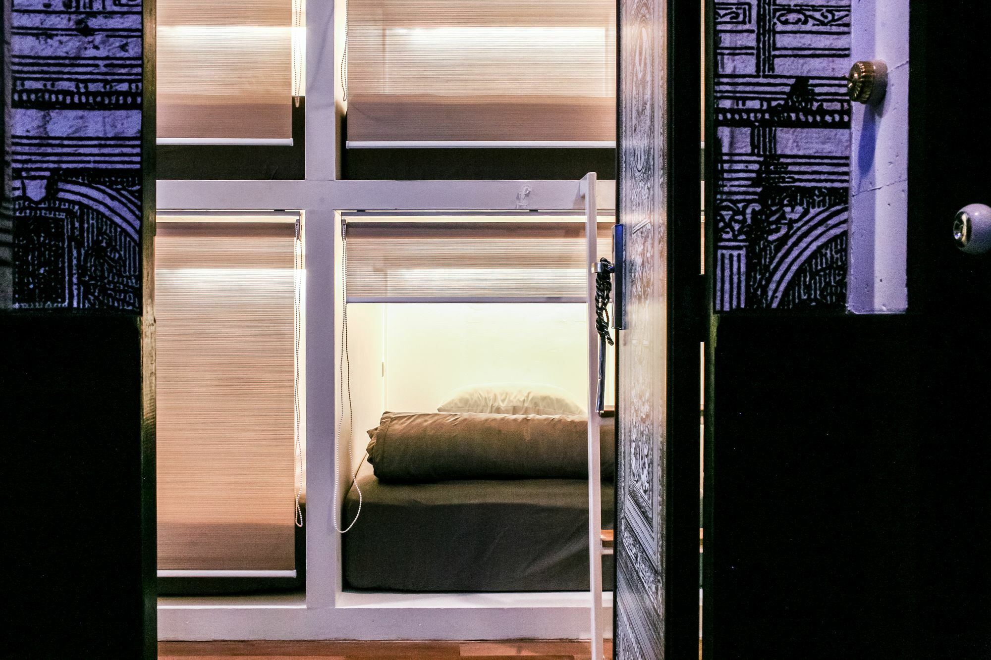 L'atelier Poshtel Phuket Hostel Eksteriør bilde